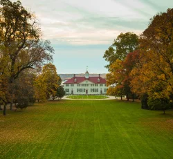 Fall at Mount Vernon